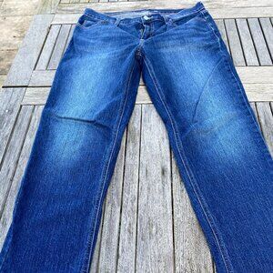 Old Navy Wow Boyfriend fit jeans sz 8